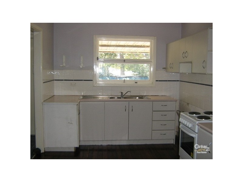 230 Spencer Road, Thornlie WA 6108