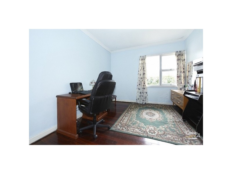 230 Spencer Road, Thornlie WA 6108