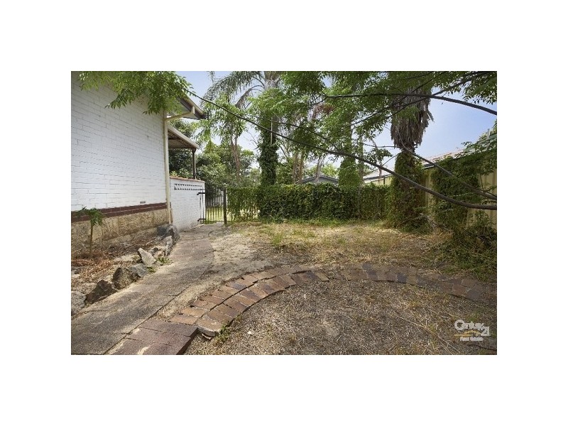 230 Spencer Road, Thornlie WA 6108