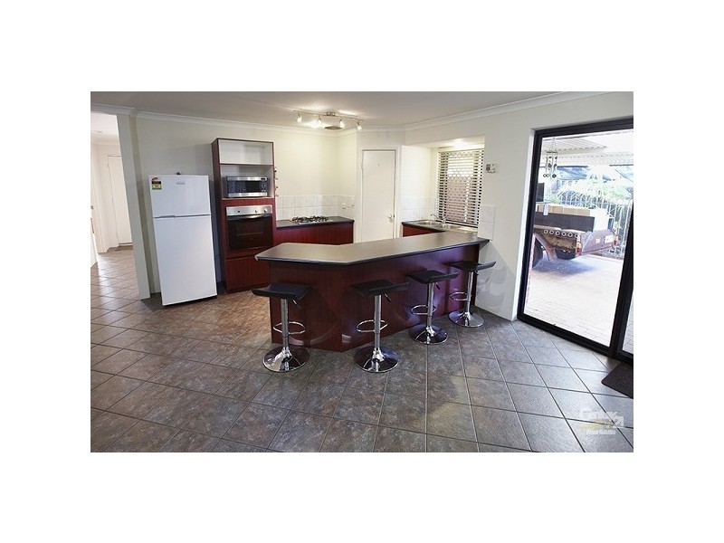 19 Alsace Avenue, Caversham WA 6055