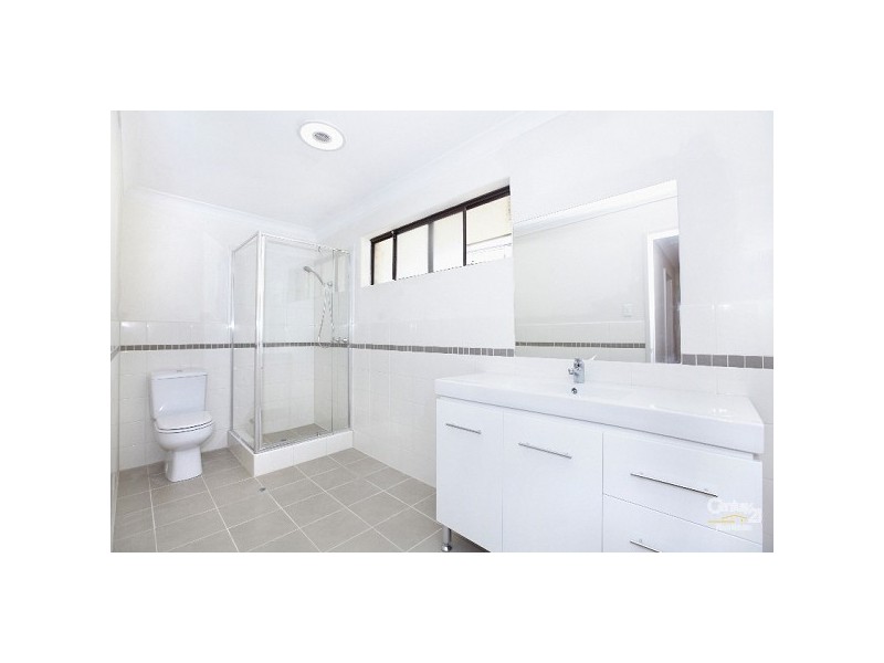 23 Harcourt Place, Bellevue WA 6056