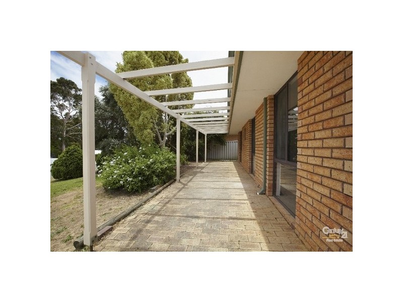 23 Harcourt Place, Bellevue WA 6056