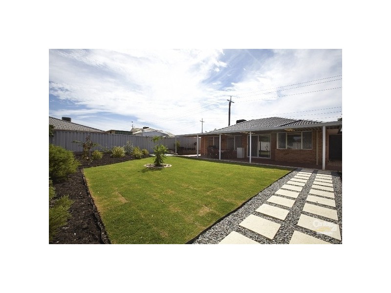 218B Yale Road, Thornlie WA 6108
