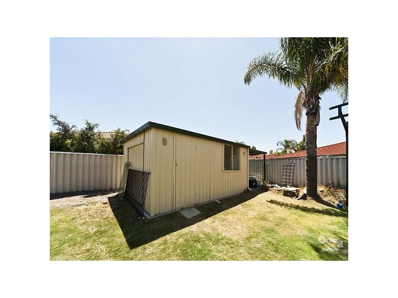 5 Kalee Court, Huntingdale WA 6110