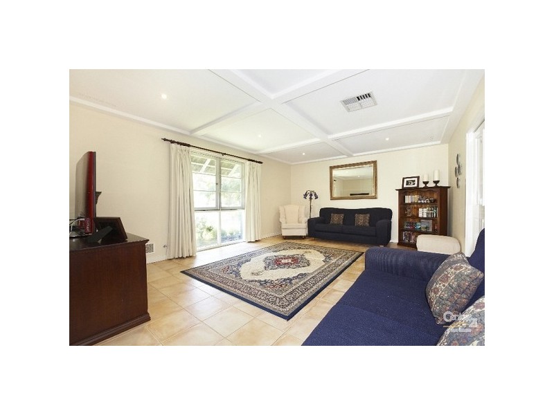40 Regency Drive, Thornlie WA 6108