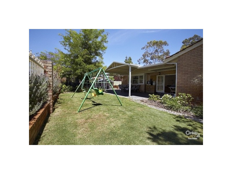40 Regency Drive, Thornlie WA 6108