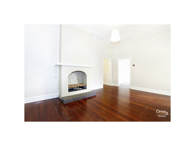 1/157 Sevenoaks Street, Cannington WA 6107