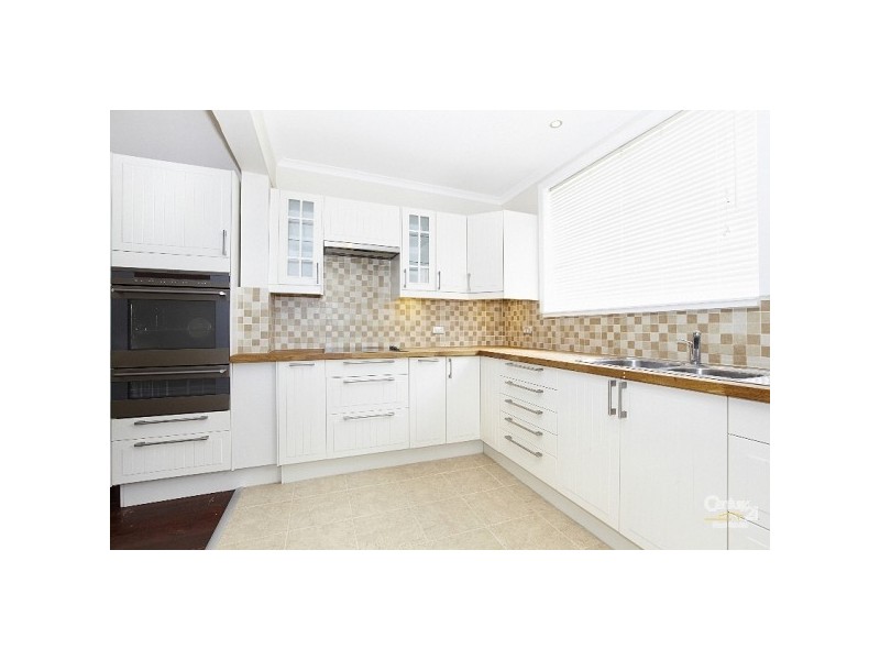 1/157 Sevenoaks Street, Cannington WA 6107