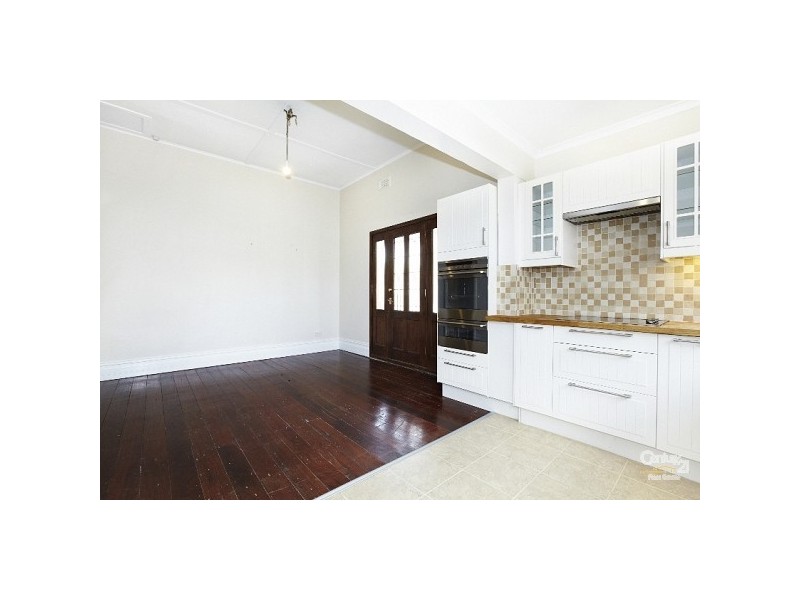 1/157 Sevenoaks Street, Cannington WA 6107