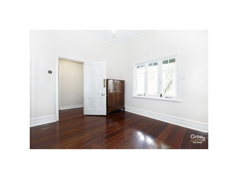 1/157 Sevenoaks Street, Cannington WA 6107