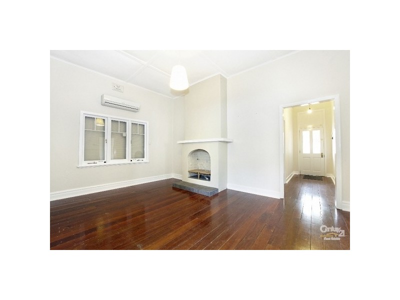 1/157 Sevenoaks Street, Cannington WA 6107