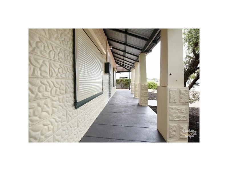 1/157 Sevenoaks Street, Cannington WA 6107