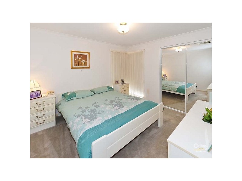 11 Summer Place, Thornlie WA 6108