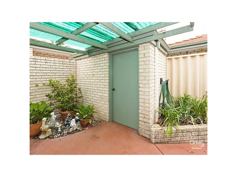 11 Summer Place, Thornlie WA 6108