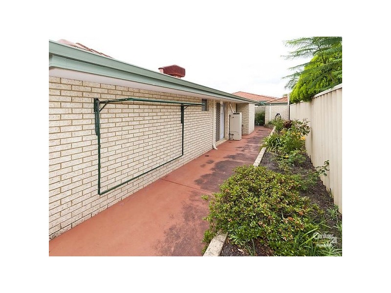 11 Summer Place, Thornlie WA 6108