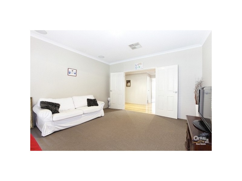 4 Cannich Boulevarde, Canning Vale WA 6155