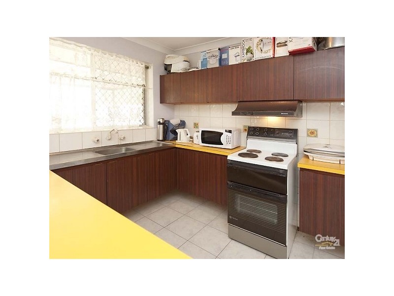 30 Huggins Road, Thornlie WA 6108