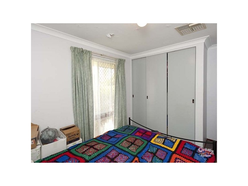 30 Huggins Road, Thornlie WA 6108