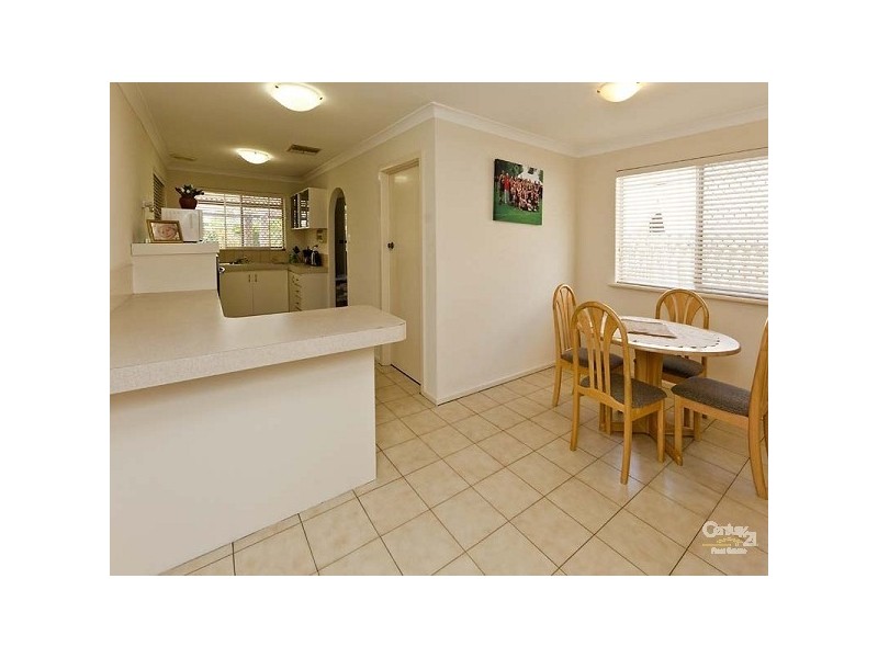 22 Mildenhall Street, Huntingdale WA 6110