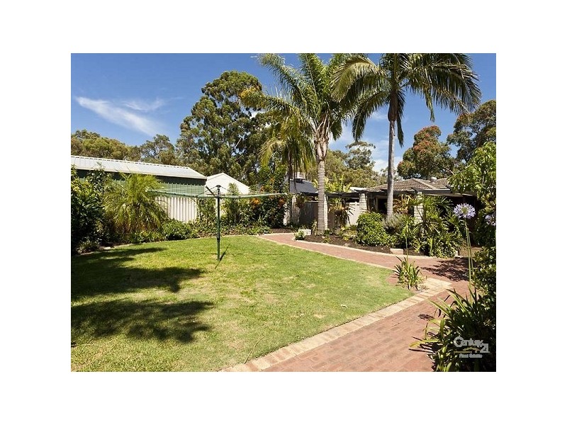 22 Mildenhall Street, Huntingdale WA 6110