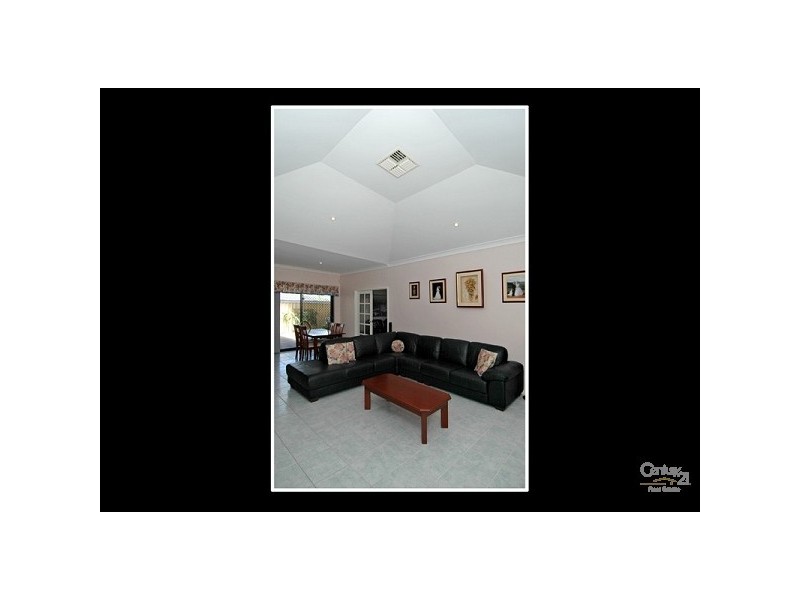 10 Teakwood Loop, Thornlie WA 6108