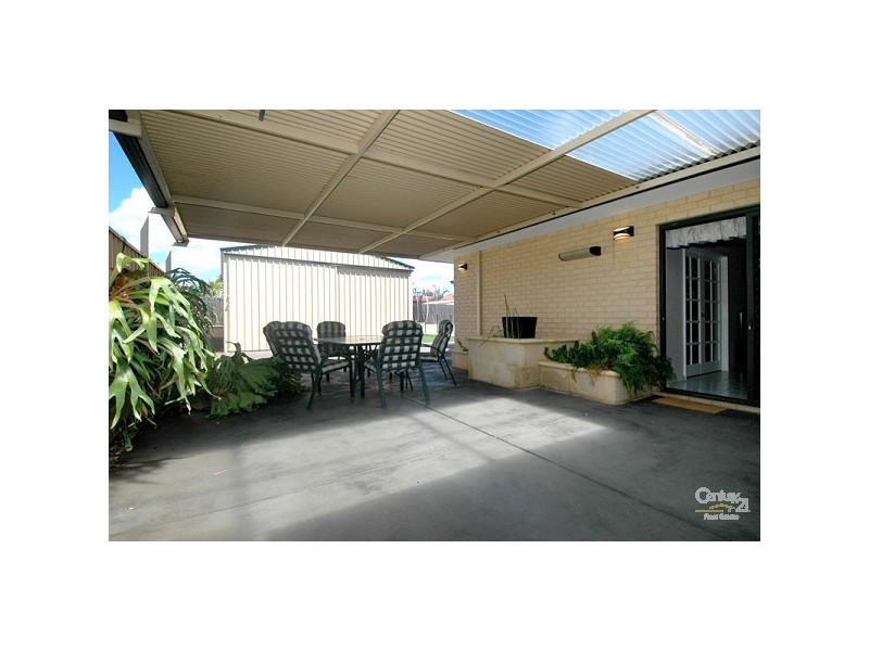 10 Teakwood Loop, Thornlie WA 6108