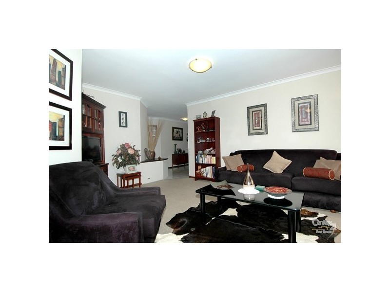 30 Stonecreek Close, Thornlie WA 6108