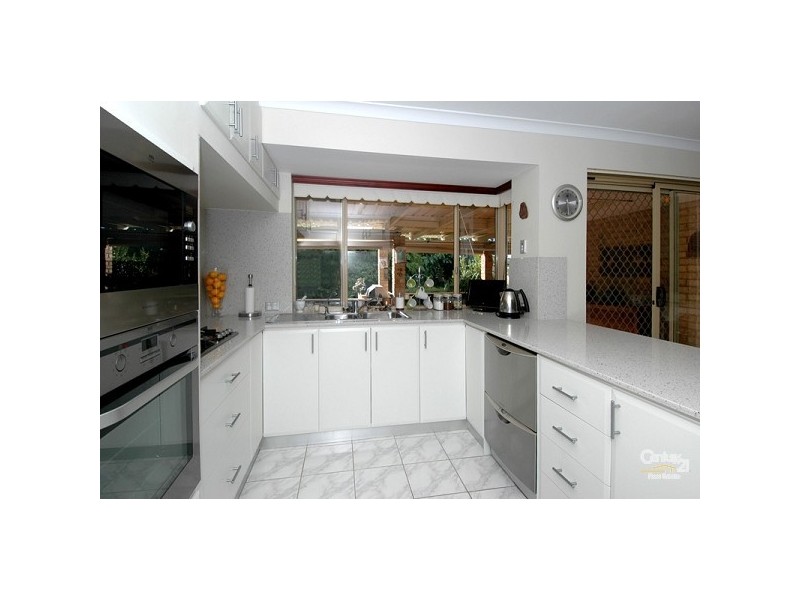 30 Stonecreek Close, Thornlie WA 6108