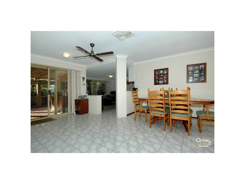 30 Stonecreek Close, Thornlie WA 6108