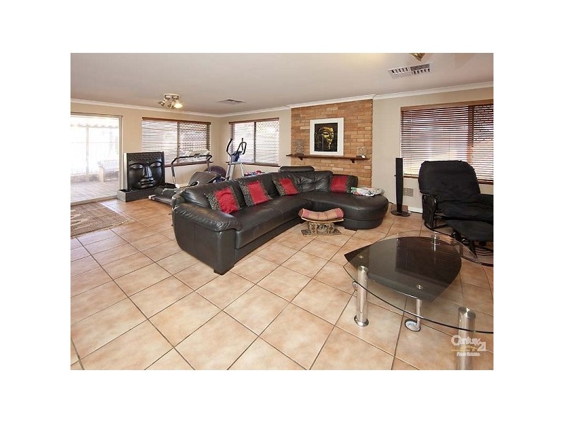 6 Yukon Place,, Beechboro WA 6063