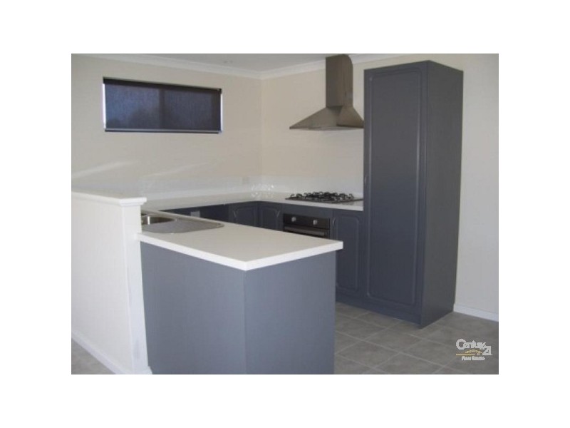 3/113 Amherst Rd, Canning Vale WA 6155