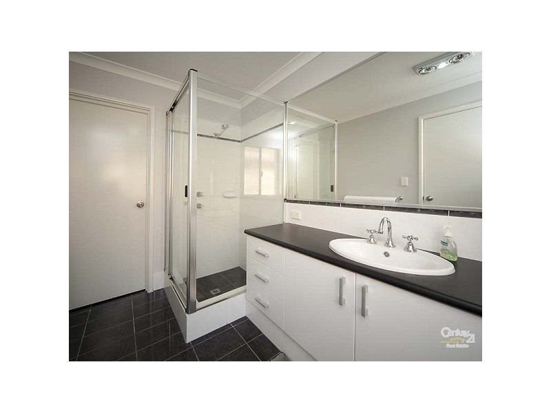 27 Claridge Circle, Thornlie WA 6108