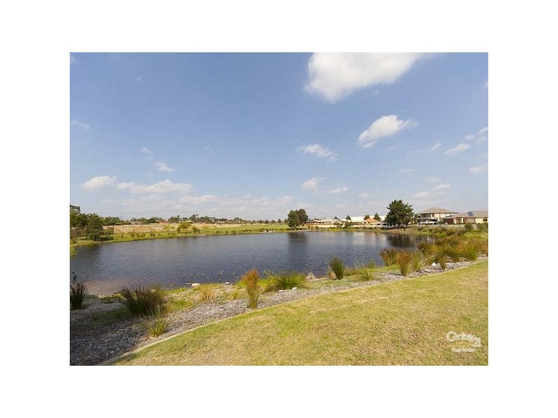 27 Claridge Circle, Thornlie WA 6108