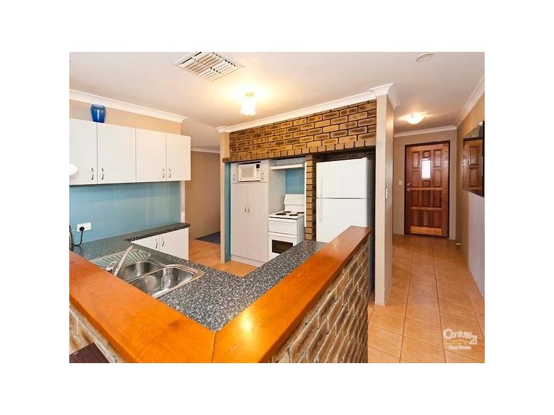 1 Miner Close, Thornlie WA 6108