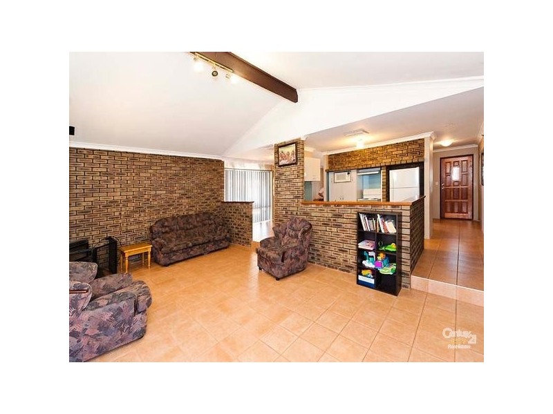 1 Miner Close, Thornlie WA 6108