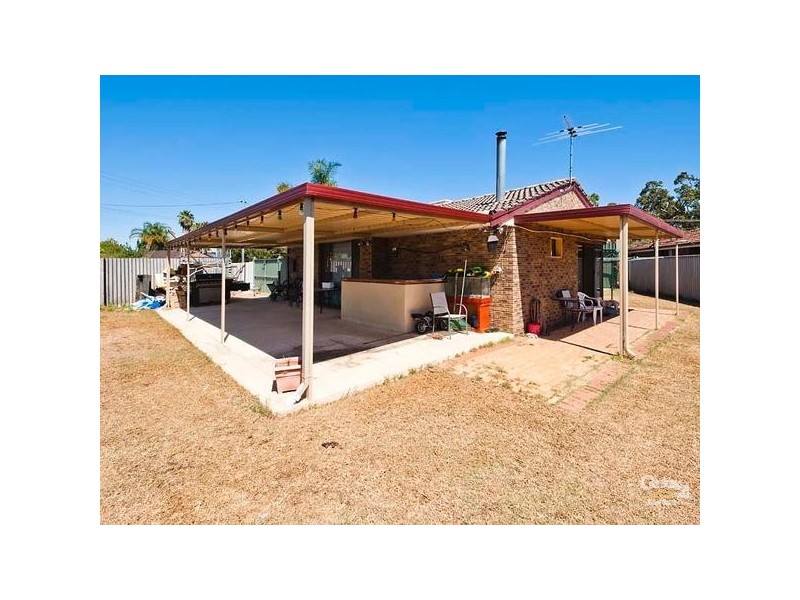 1 Miner Close, Thornlie WA 6108