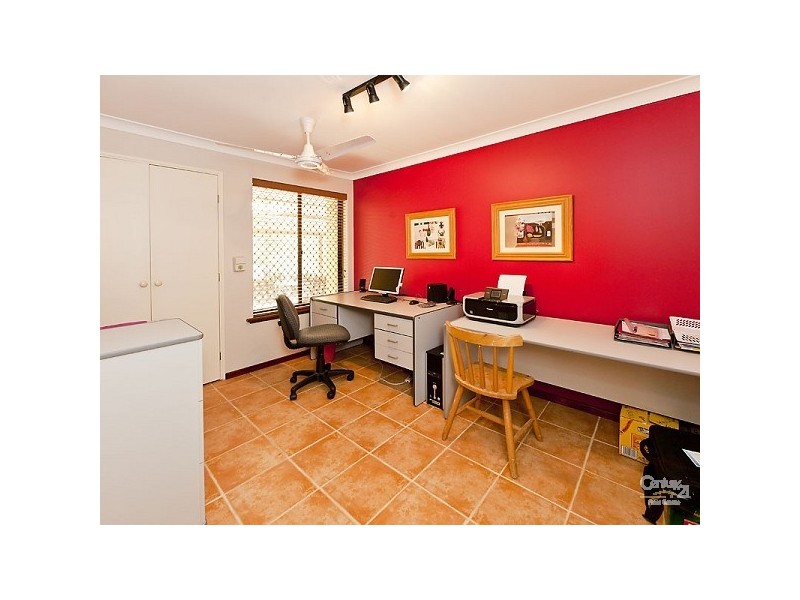 16 Ilford Place, Thornlie WA 6108