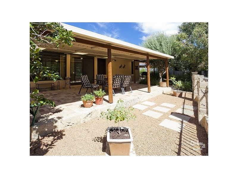 16 Ilford Place, Thornlie WA 6108