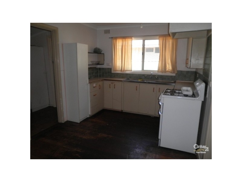 171 Third Ave, Kelmscott WA 6111