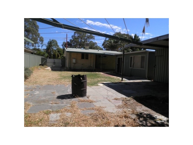 171 Third Ave, Kelmscott WA 6111