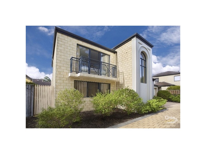 17B Thurlow Ave, Yokine WA 6060