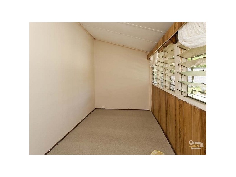7 Boundary Road, St James WA 6102