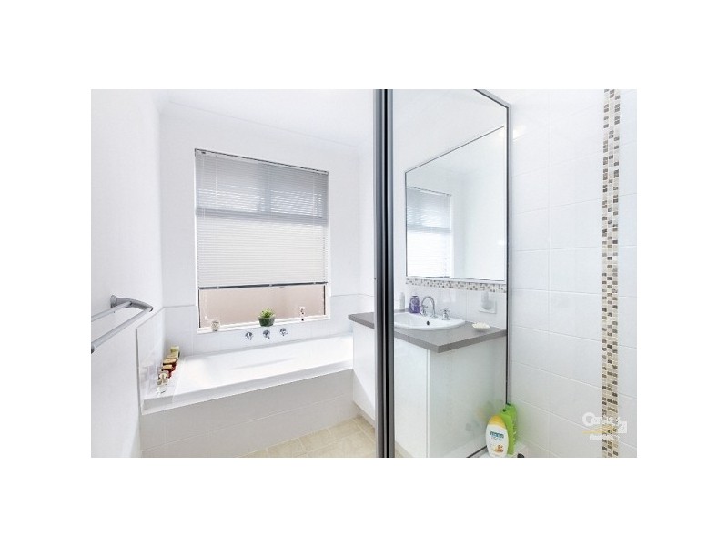 18 Grandis Drive, Southern River WA 6110