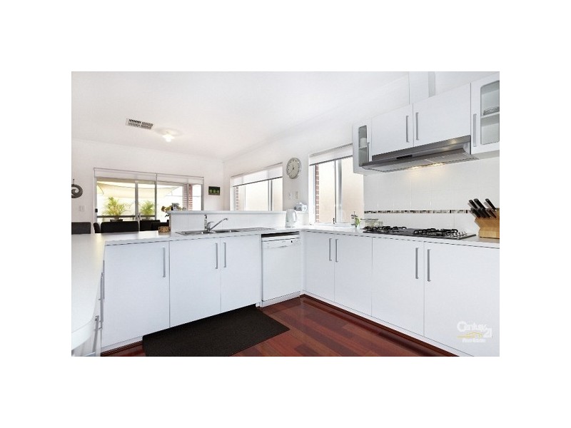 18 Grandis Drive, Southern River WA 6110