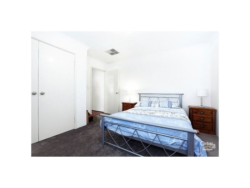 18 Grandis Drive, Southern River WA 6110