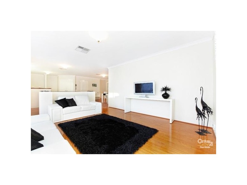 28 Leatherwood Way, Huntingdale WA 6110