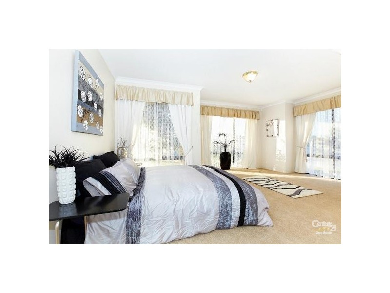 28 Leatherwood Way, Huntingdale WA 6110