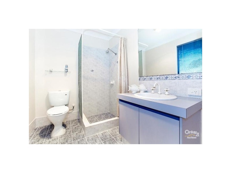 28 Leatherwood Way, Huntingdale WA 6110