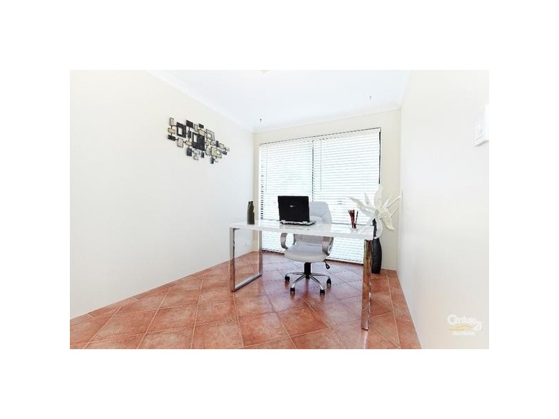 28 Leatherwood Way, Huntingdale WA 6110