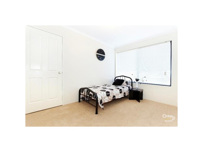 28 Leatherwood Way, Huntingdale WA 6110